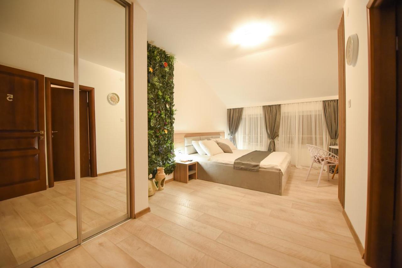 Korzo Apartmani Podgorica Ngoại thất bức ảnh